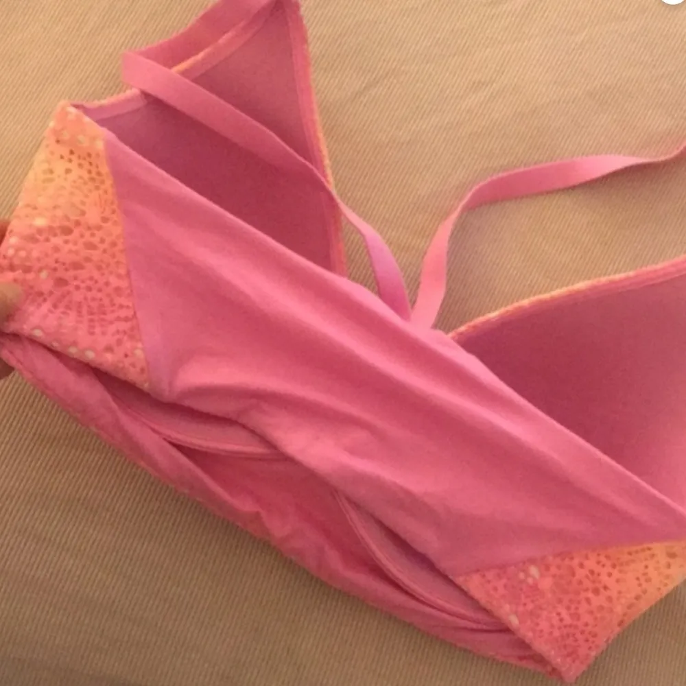 Body By Victoria Lightly Lined Plunge Lace Racerback Bralette, 32 DD, EUC - Image 3