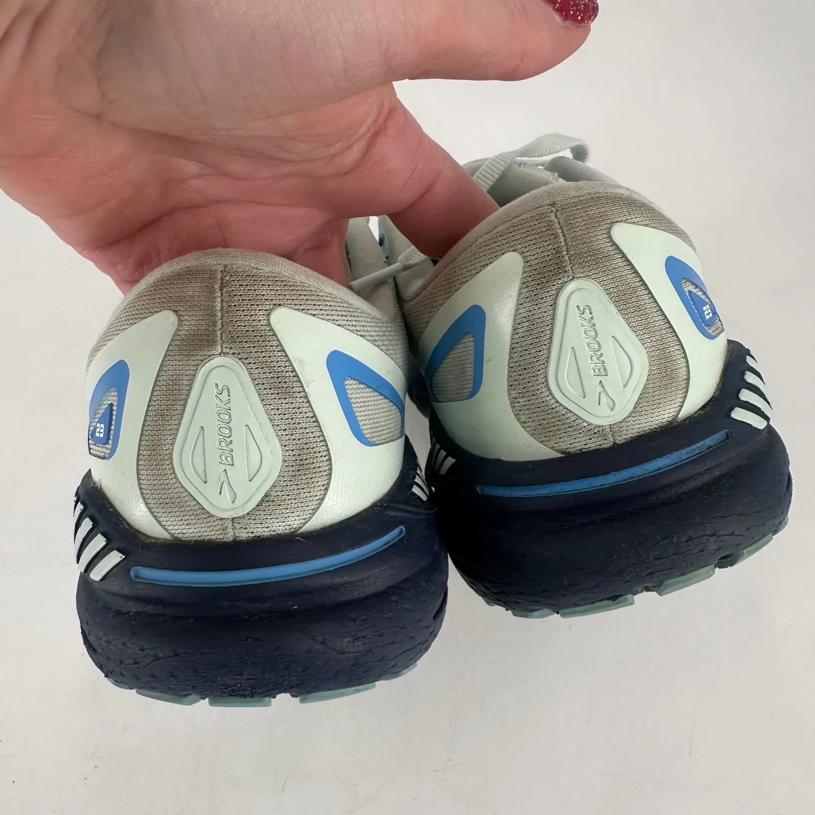 Brooks Adrenaline GTS 23 Women Running Shoes Wide Gray Blue Sz 8.5 - Image 6