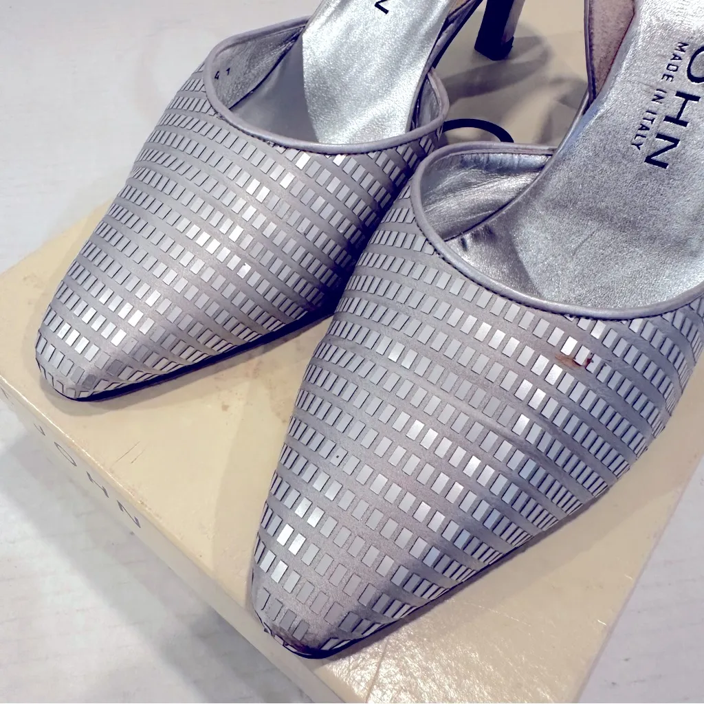 St. John Slingback Pointy Toe Pumps Women's 7.5B Silver Leather‎ Strap Vintage - Image 2