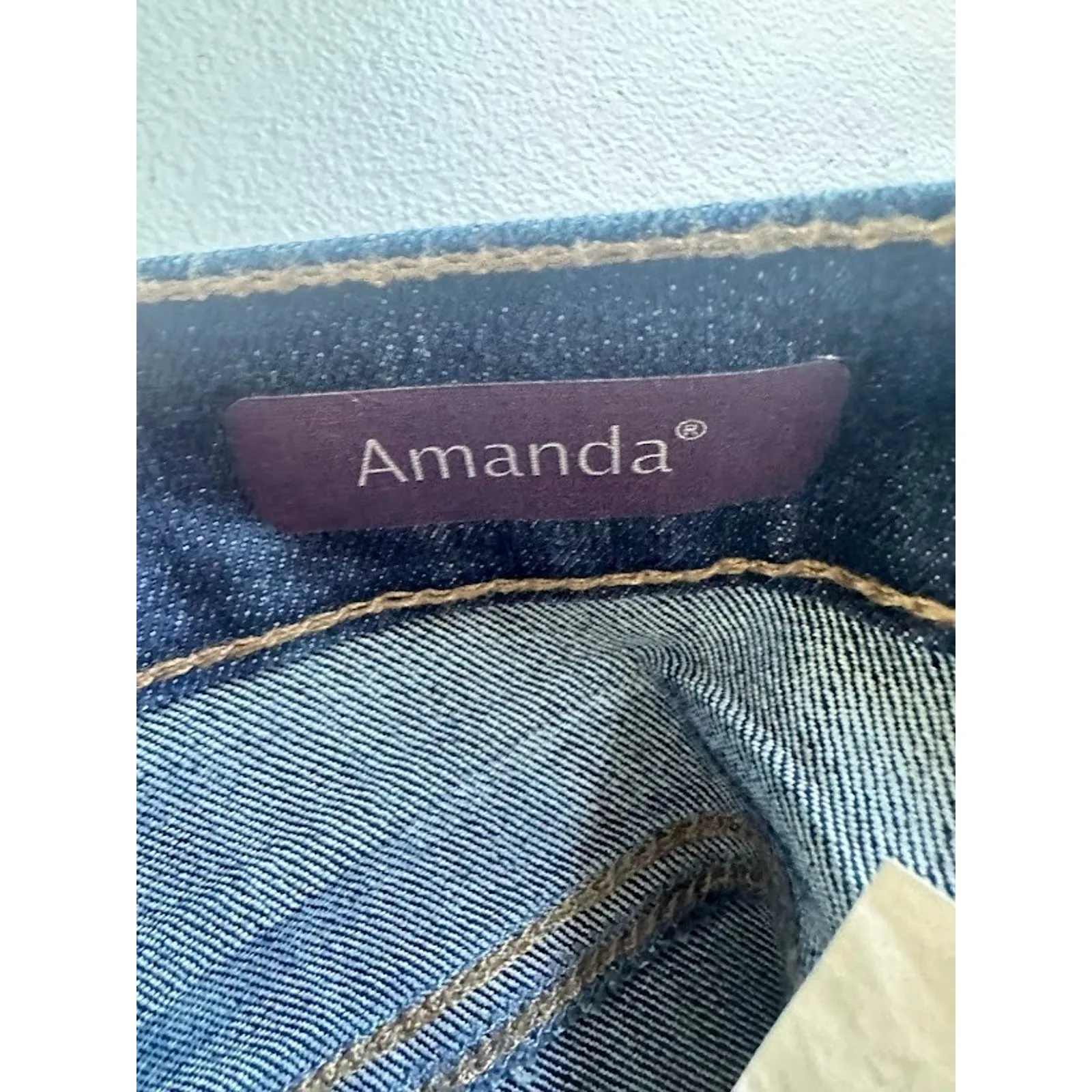 Gloria Vanderbilt Classic Amanda High Rise Tapered Jean Pants 10 Short Dark Wash - Image 6