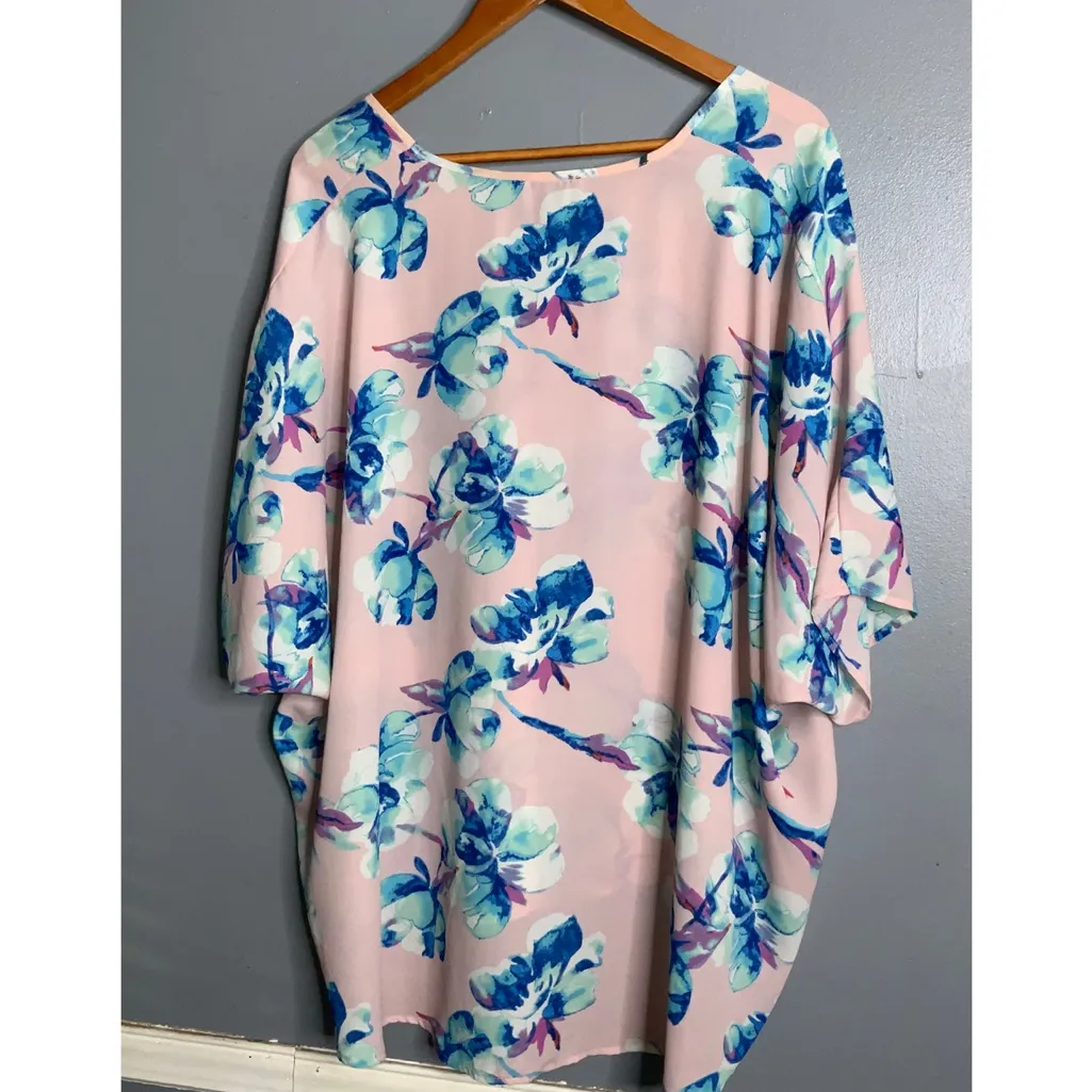 Adrienne Pink and Blue Floral Blouse Flowy Tunic Medium - Image 3