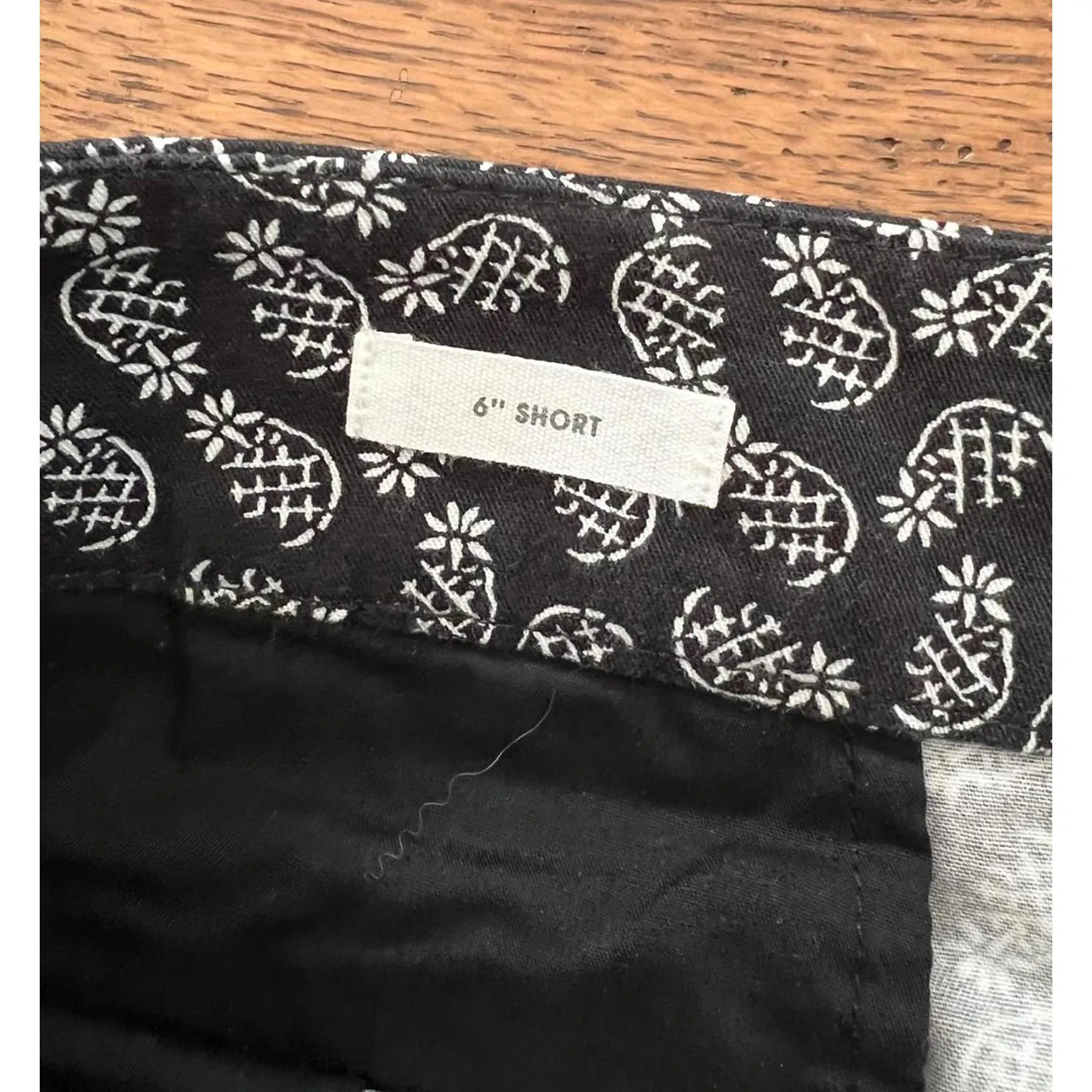 LOFT Outlet Pineapple Print Shorts Size 14 - Image 4