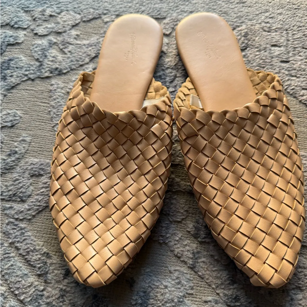 Universal Thread |  Tan Woven Mules size 9.5 - Image 5