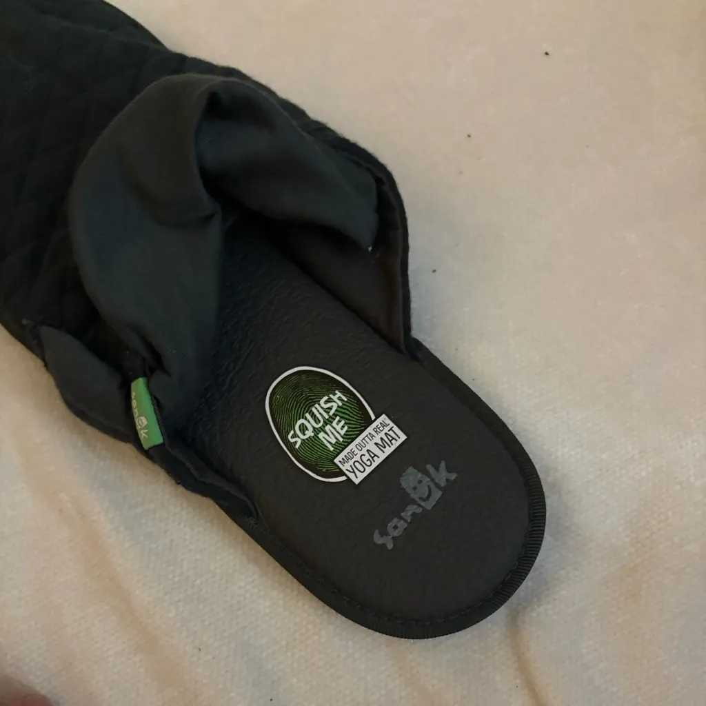 Sanuk women yoga sling back Cruz quilted sandals size 8 NWOT - Image 6