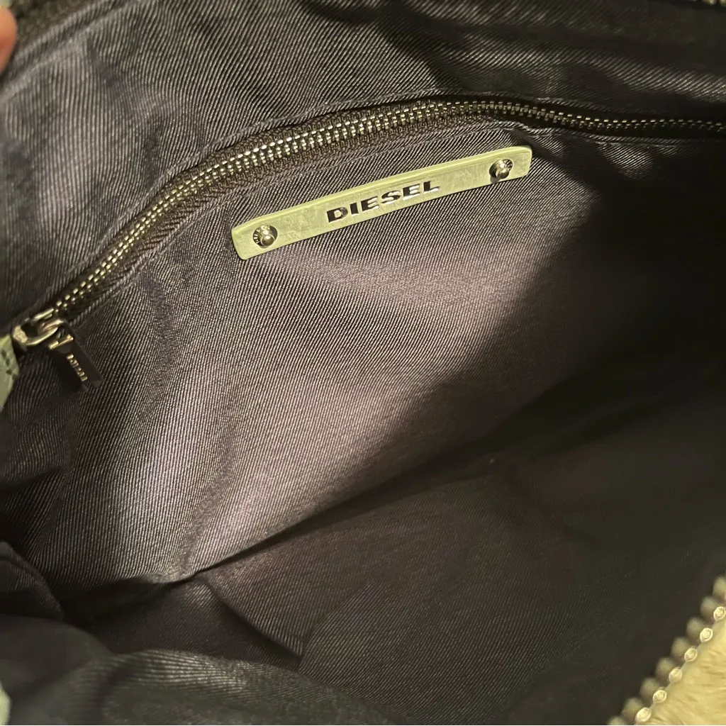 Diesel Green Leather Envelope Crossbody Bag - Image 8