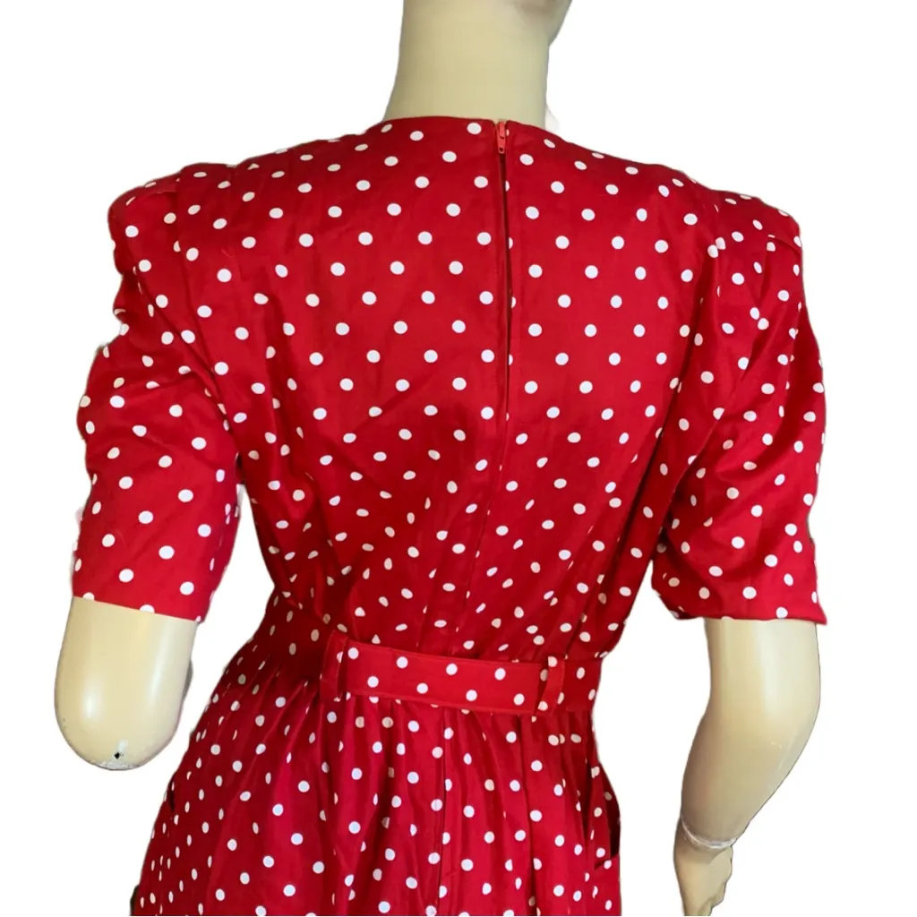 VINTAGE 1980'S V.L.P. PETITES RED & WHITE POLKA DOT DRESS WITH BELT (8P) - Image 9