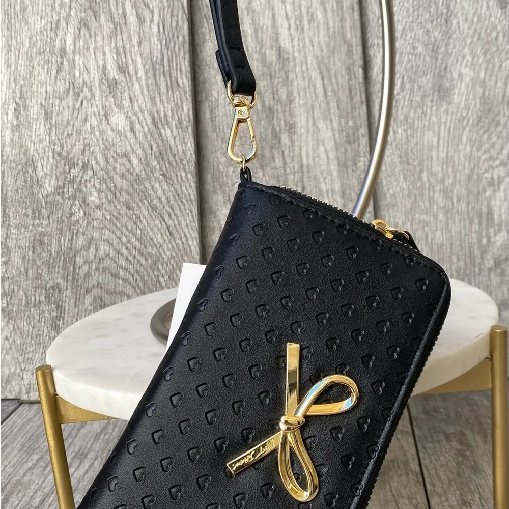 Betsey Johnson Black Wristlet with Gold Bow - Image 4