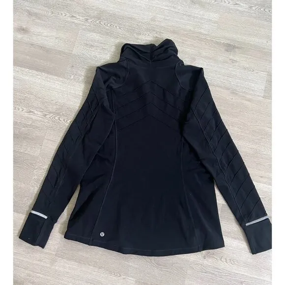 Lululemon 12 Running 1/2 1/4 Zip Pullover Mock Top Black Reflective Chevron - Image 2