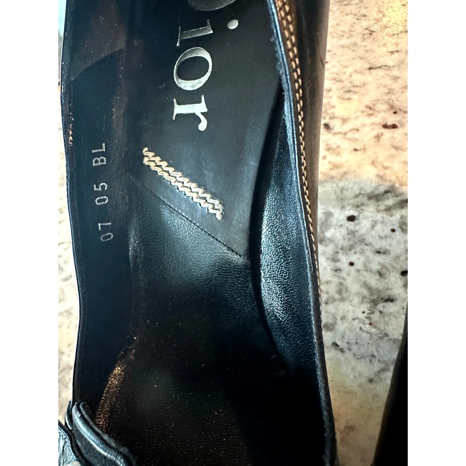 Vintage Christian Dior Women's Black suede & Leather Classic pumps size 39.5 - Image 11