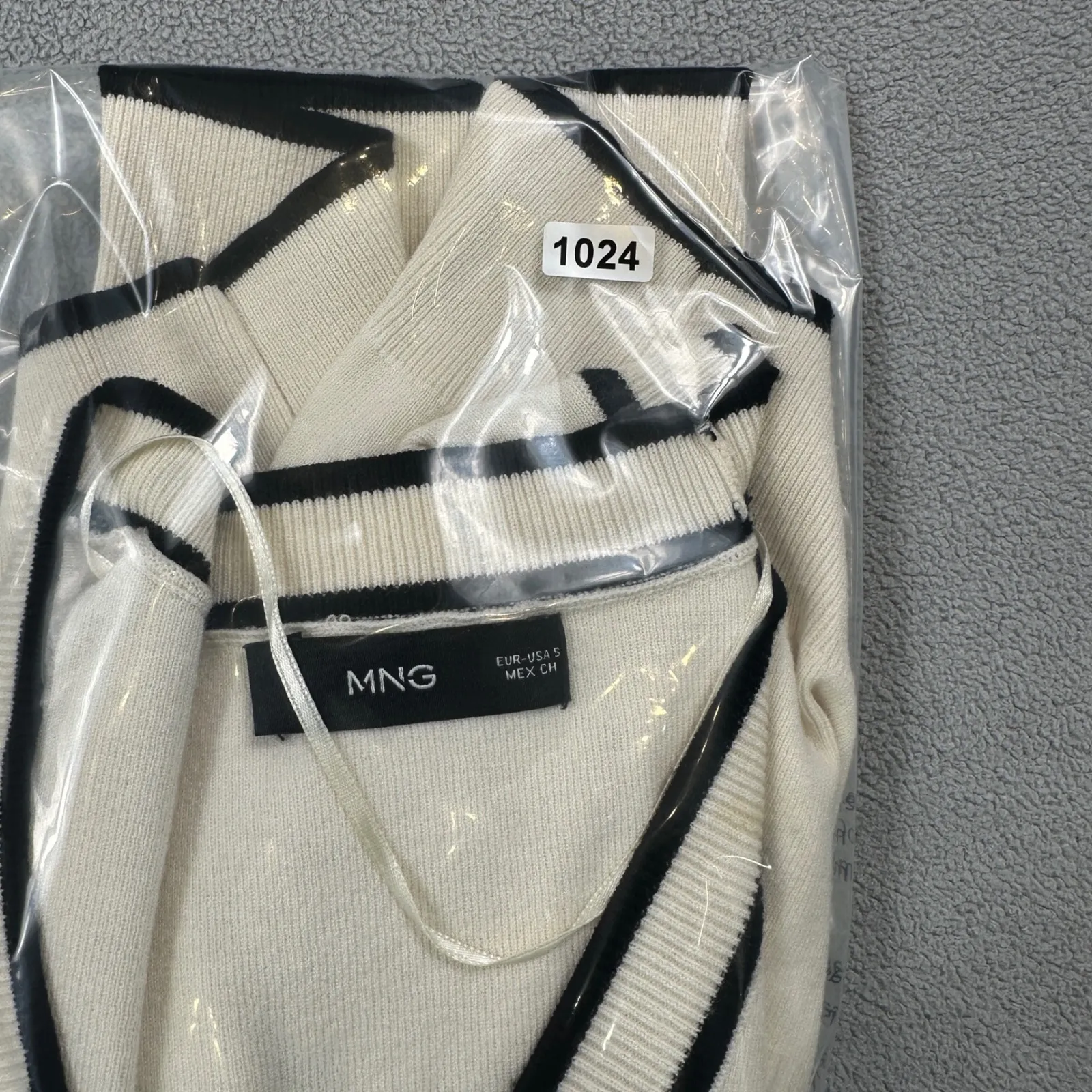 MNG Mango Cardigan Sweater S Womens Cream V Neck Black Trim Casual Knitwear - Image 10
