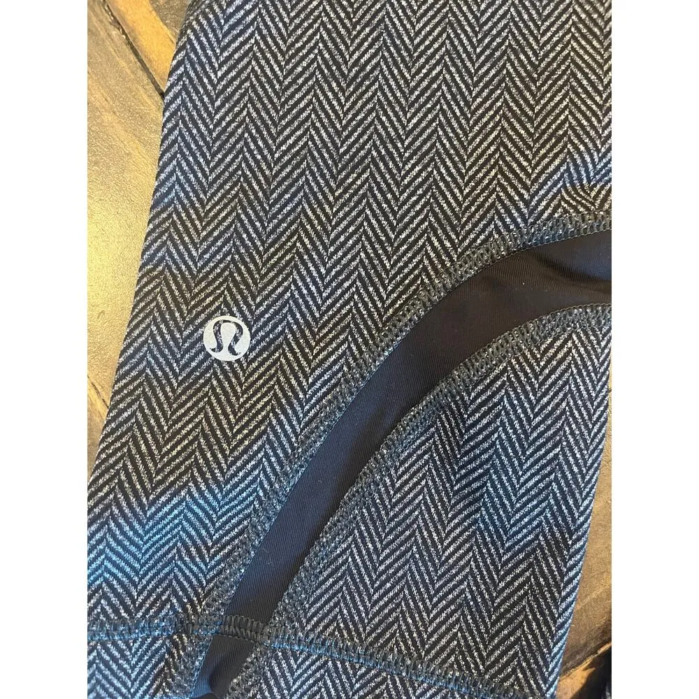 Lululemon Inspire Athleisure Workout Pants Women 6 Black Herringbone Patterned - Image 10