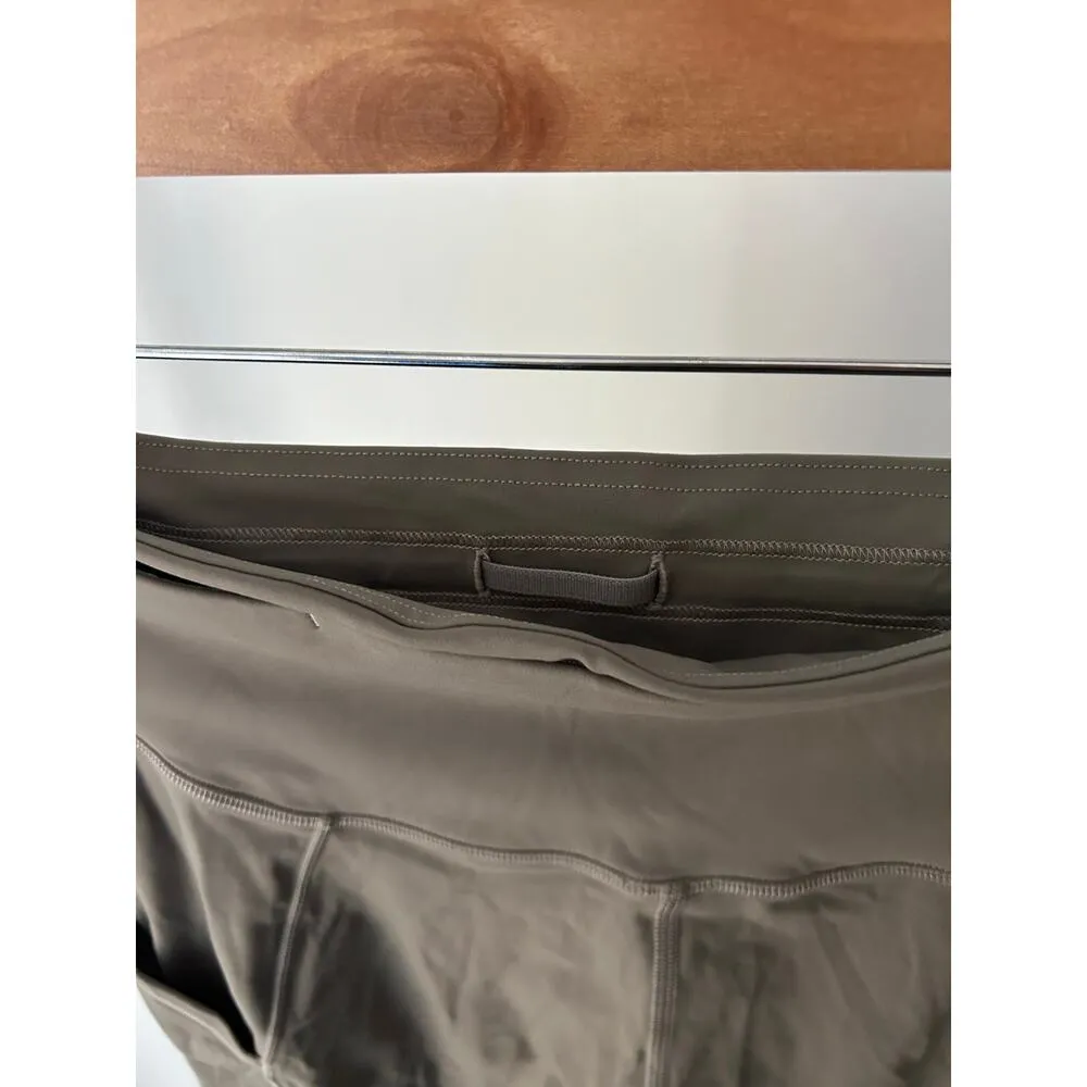 Lululemon Sage Green Leggings With Drawstring & Pockets Size 6 - Image 2