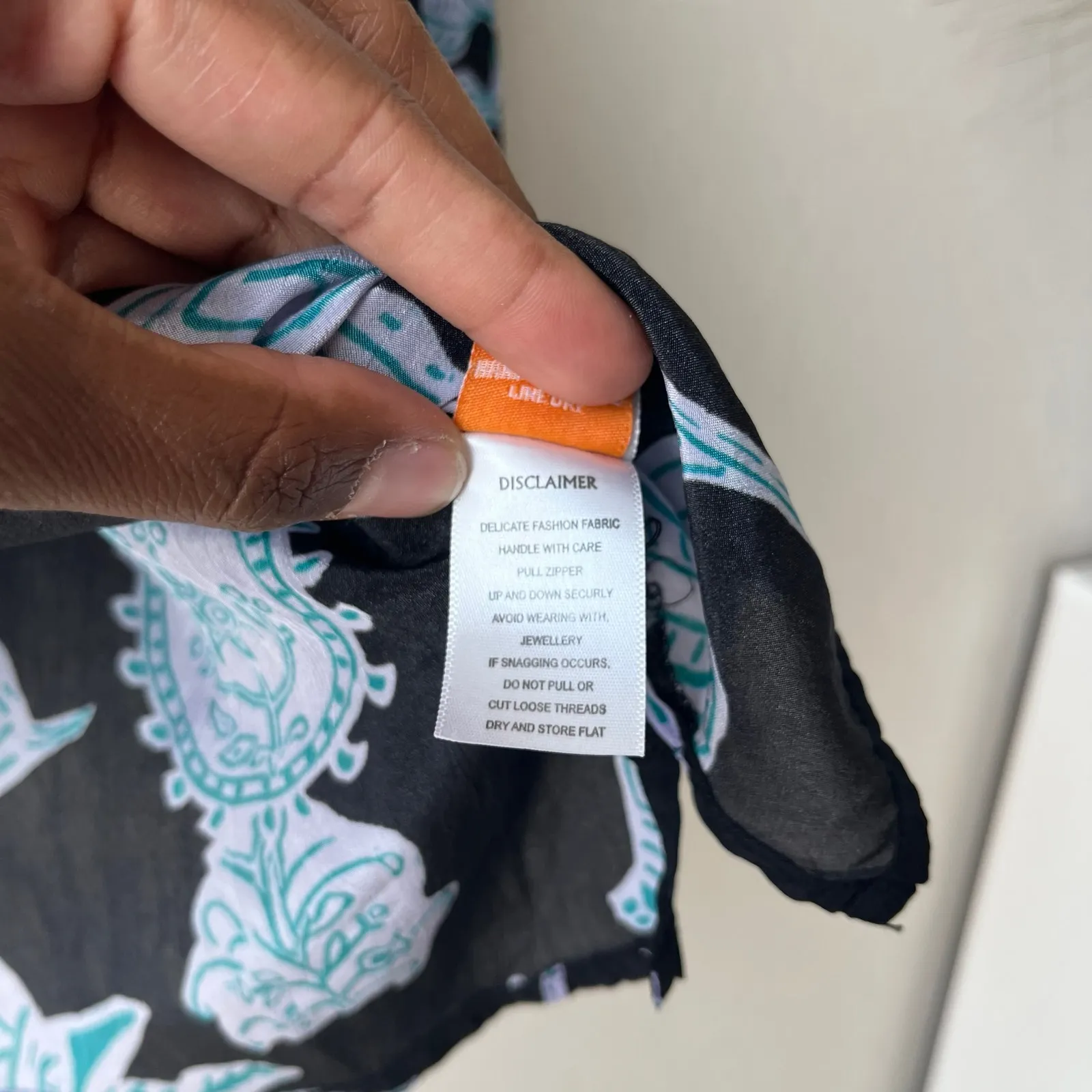 Oliphant Black Blue Paisley Cheetah Floral Print‎ Split Neck Long Sleeve Top XS - Image 8