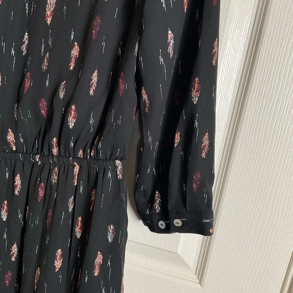 Black Rainn Black dress with Feathers Patterns size medium - Image 7