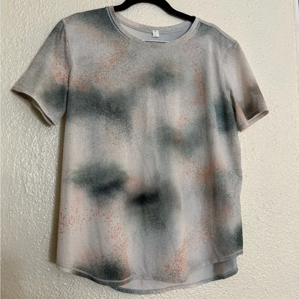 Lululemon High-Neck Running and Training T-Shirt Spray Camo Silver Blue Multi 10 - Image 4