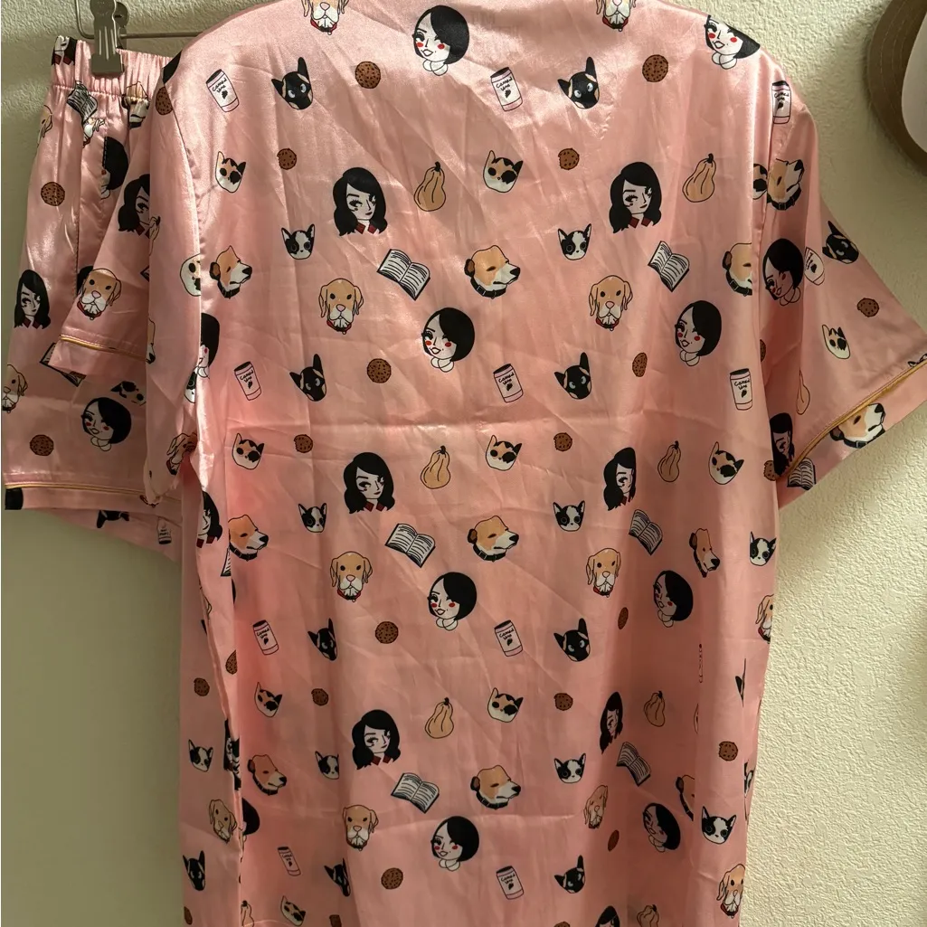 Women's Pink Cartoon Print Pajama Set size Large My Favorite Murder - Image 3