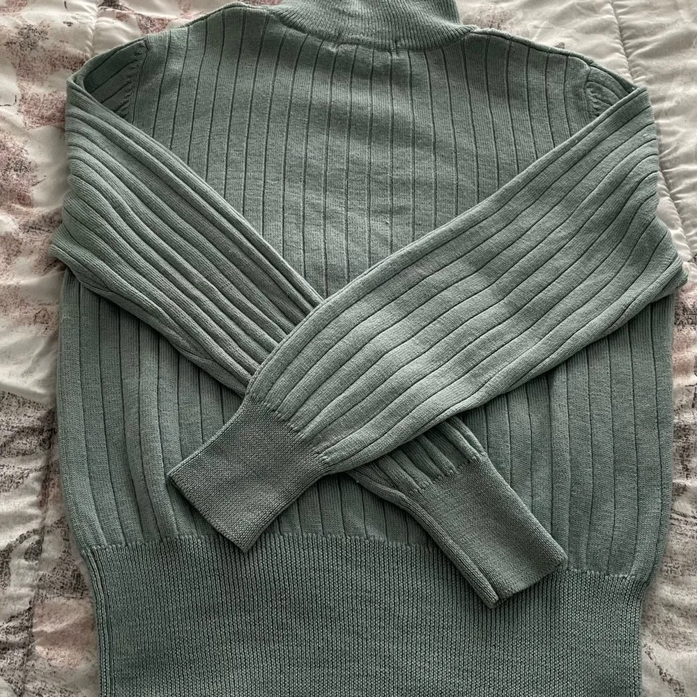Vintage Valerie Stevens 100% merino wool baby blue ribbed turtleneck sweater PM - Image 15