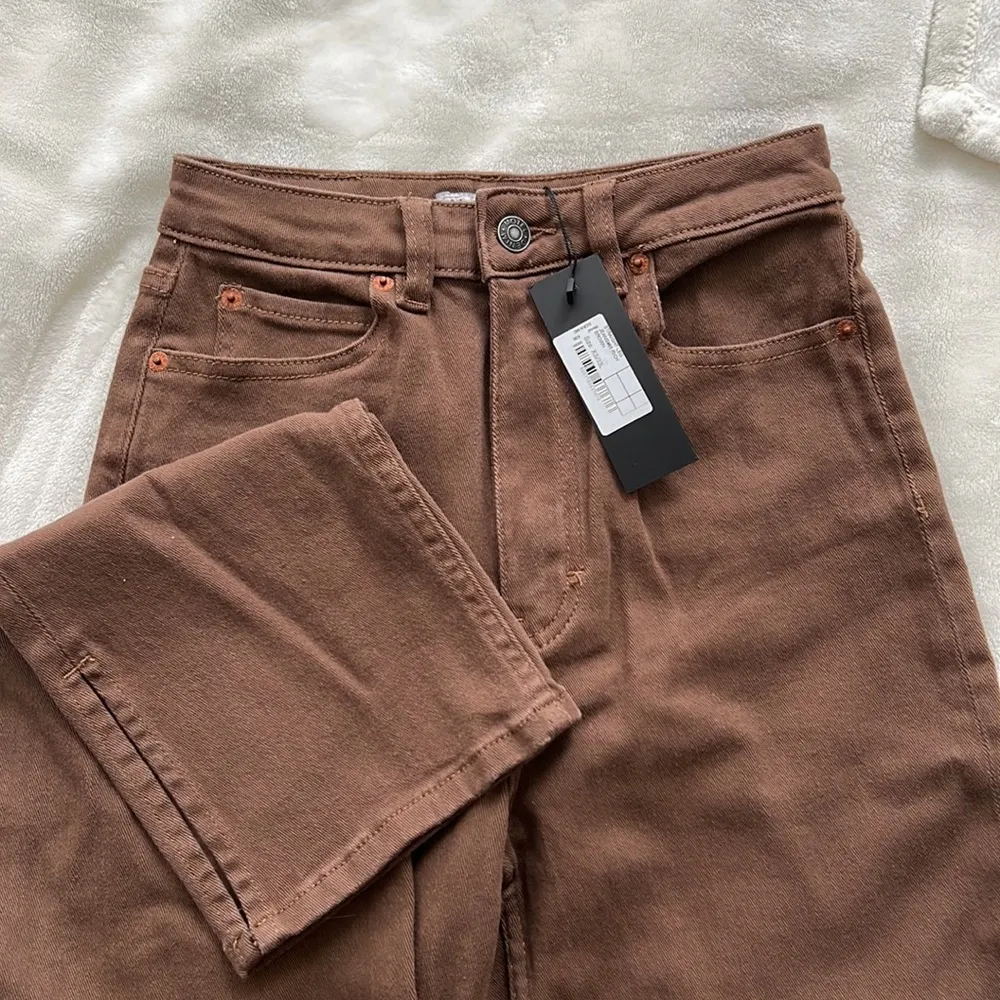 Straight Leg Jeans - Image 8