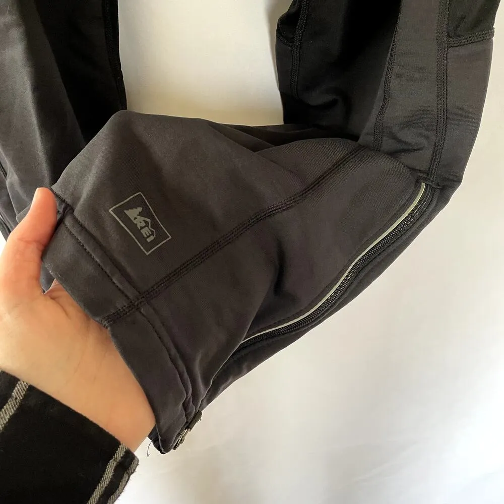 REI black sweatpants women's size M short pockets nylon hiking workout pants Size M - Image 3