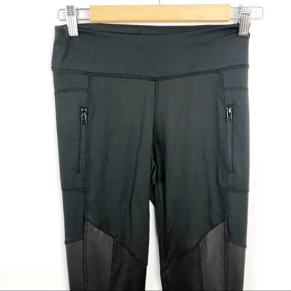 Lukka Lux Faux Leather detail Activewear Athletic Black Leggings Size XS - Image 4
