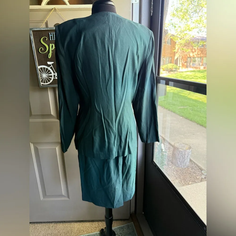 Vintage 90s DJ Summers teal satin ptwo piece skirt suit set, size 14P Green - Image 4