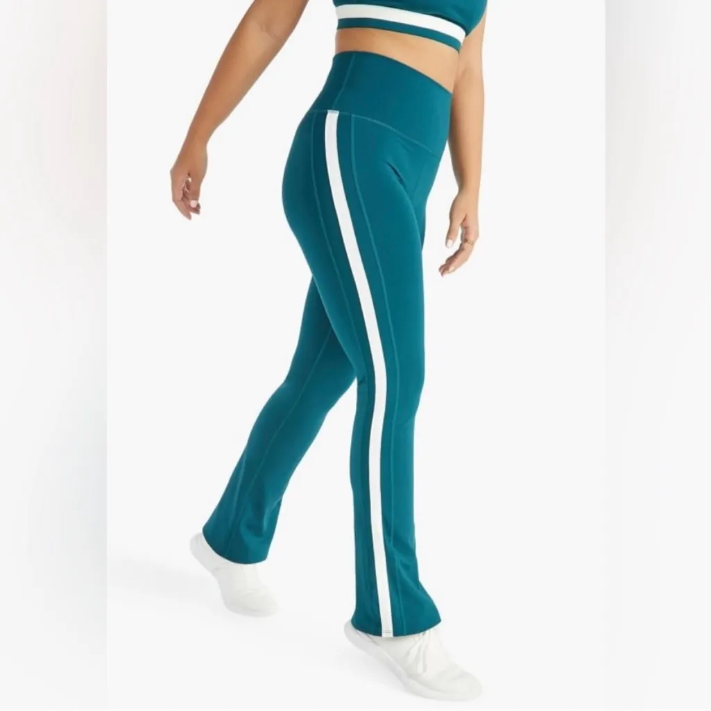 NWT JustFab Contrast Bootcut Active Leggings | Size: XL - Image 2