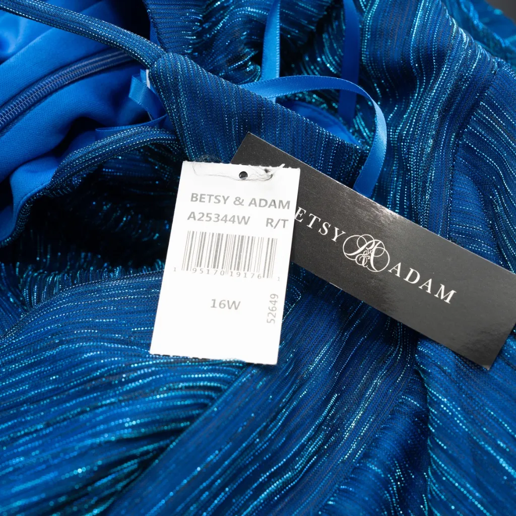 Betsy & Adam - Plus Size Metallic Foil Spaghetti-Strap Gown - Image 8