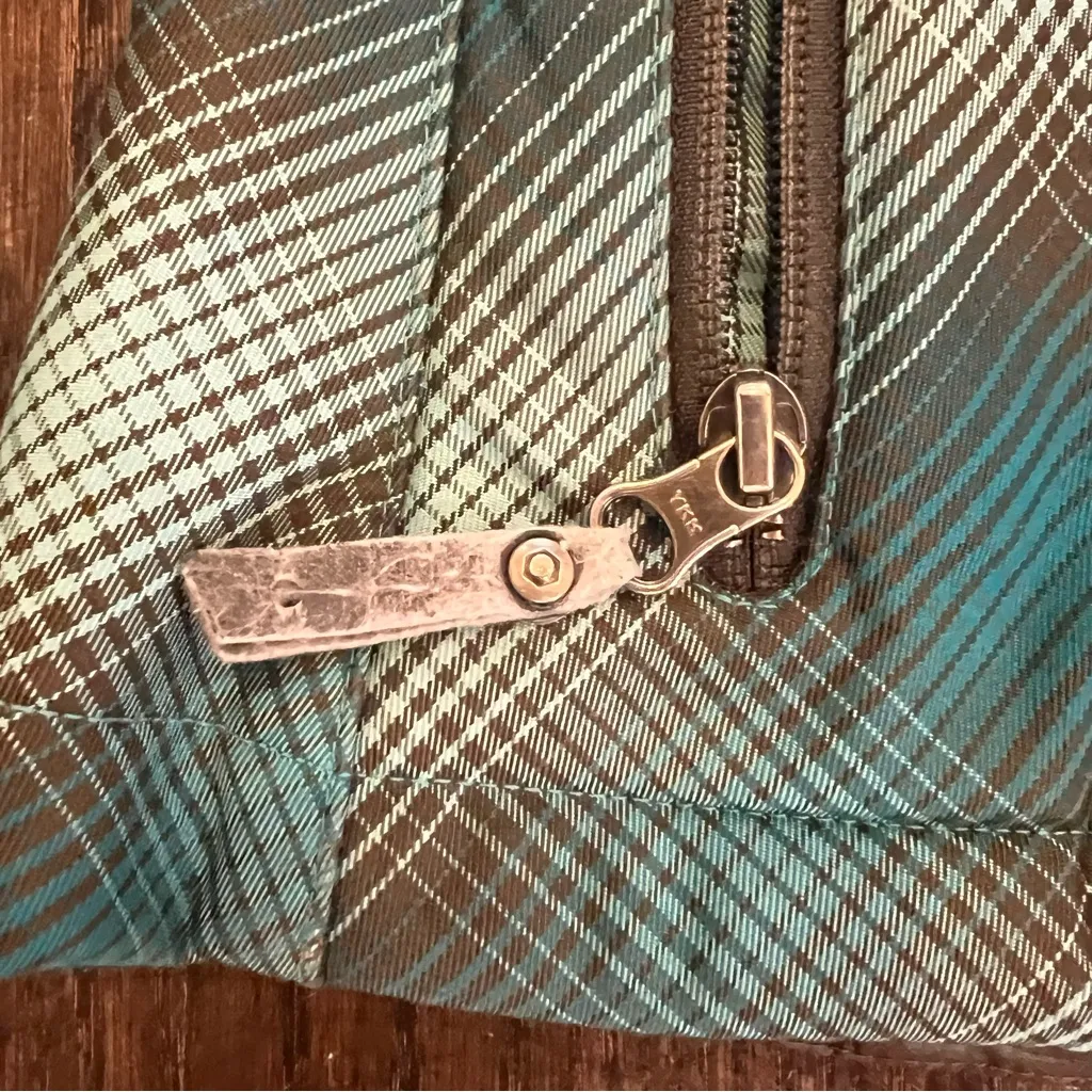 The North Face Apex Blue and Black Ski Jacket - Image 10