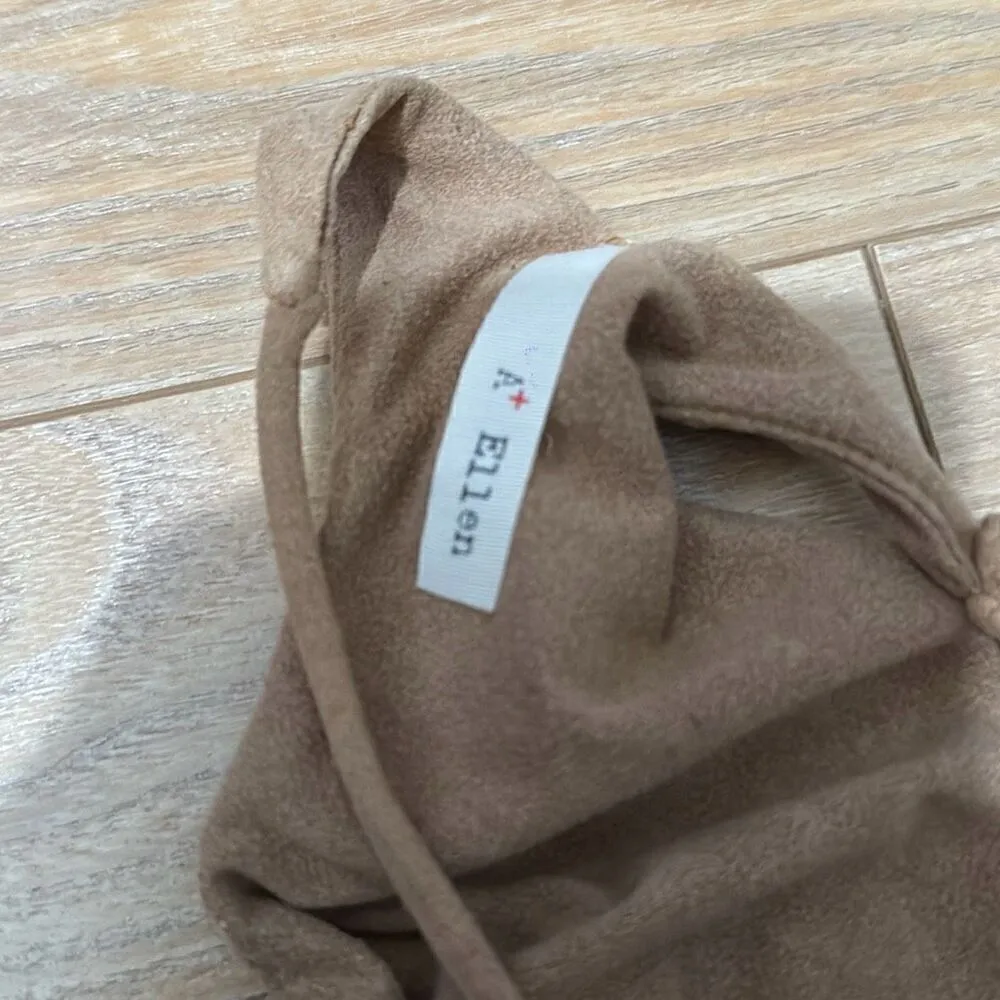 A+ Ellen brown Faux suede romper small - Image 4