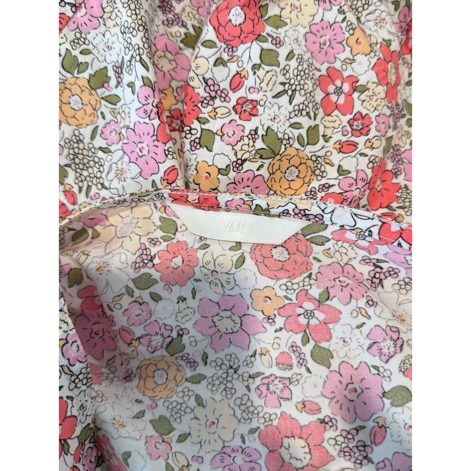 H&M Womens Top Pink Floral Ditsy Cropped Puffed Blouse Cottagecore Boho Small - Image 3