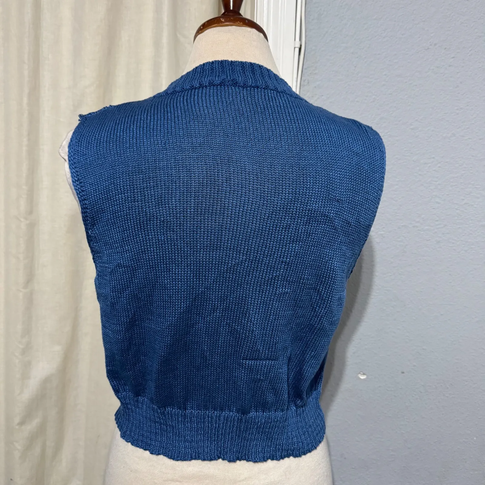 Blue Cable Knit V Neck Sleeveless Academia Old Money Vest Sweater Women's Small - Image 5