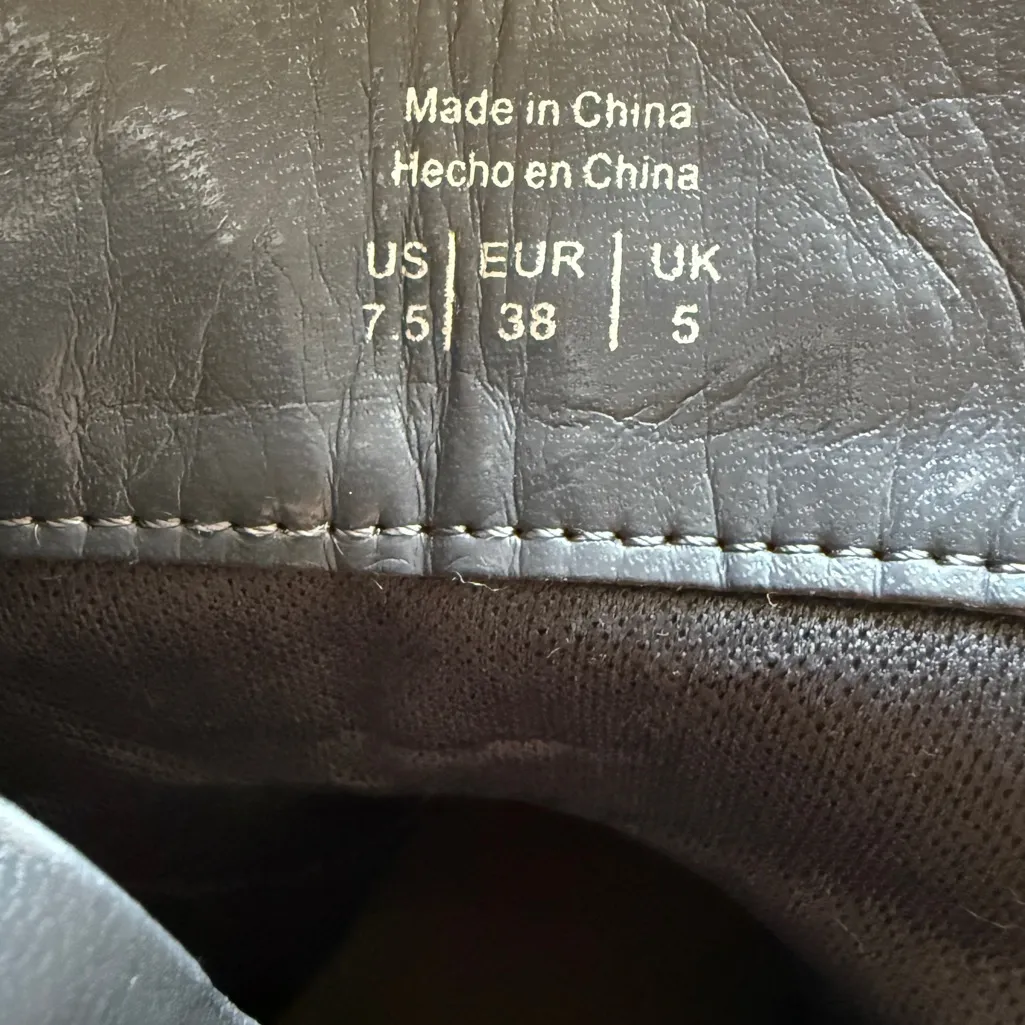 Market & Spruce Women’s Dark Grey Halyn Ankle Boots Women’s Size 7.5 - Image 8