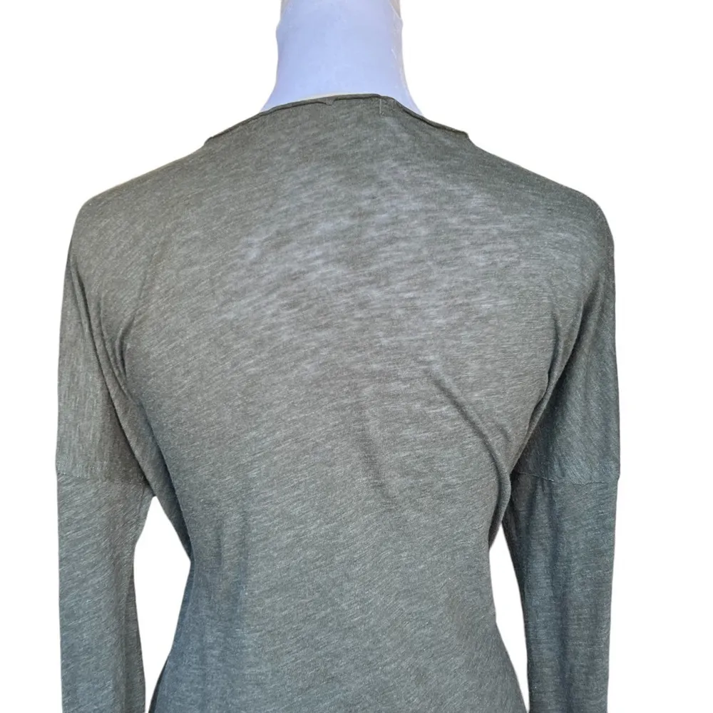 We The Free - Long Sleeve Flowy Green Shirt with Button Sleeve Detail Sz Small - Image 4