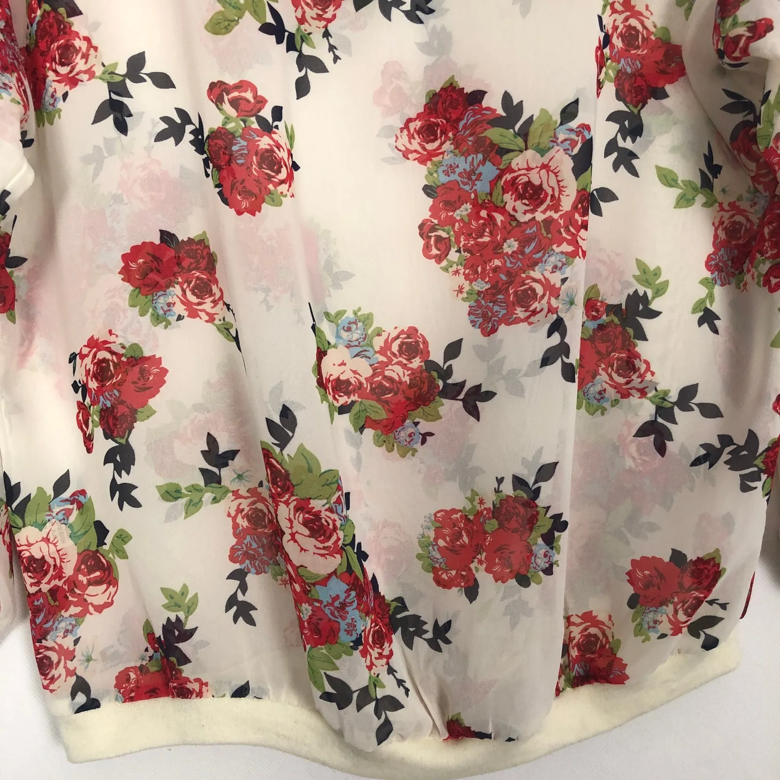Iris 3/4 Sleeve Chiffon Floral Top Size L - Image 8