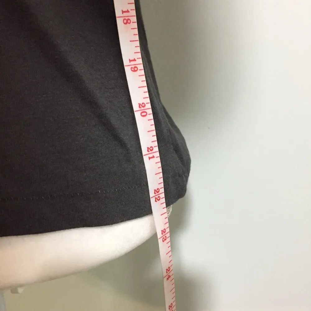 NWOT Dark Gray Hocus Pocus Orange Halloween Tee - Image 4