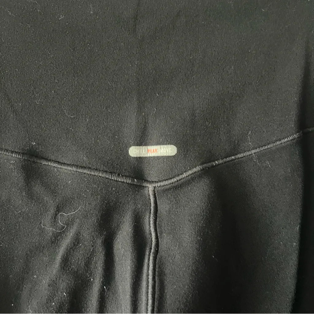 Aerie  Black Chill Play Move Leggings Size Small Long - Image 3