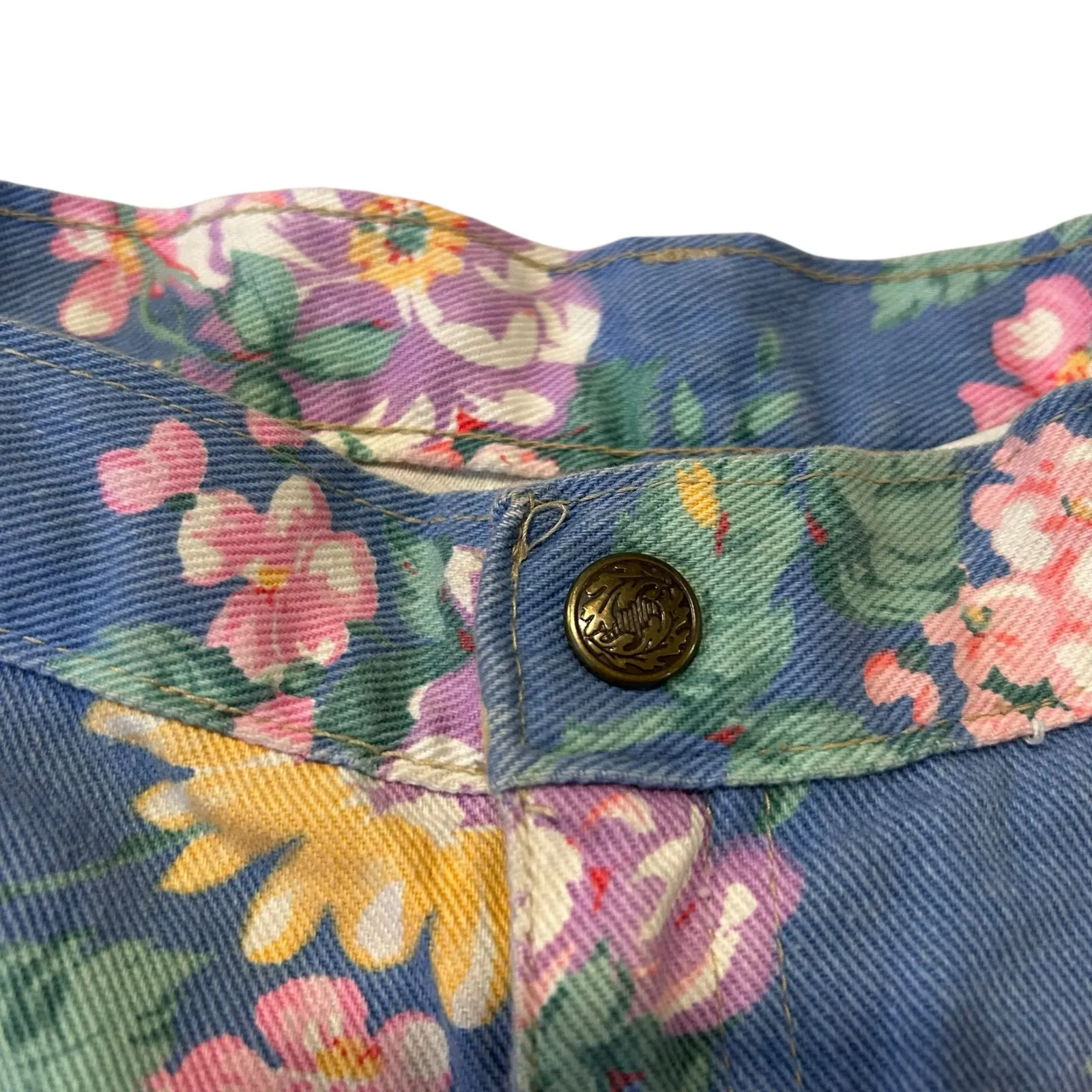 Vintage Floral Denim Bermuda Shorts Sz Small Blue Pink High Waist Festival Cute - Image 5