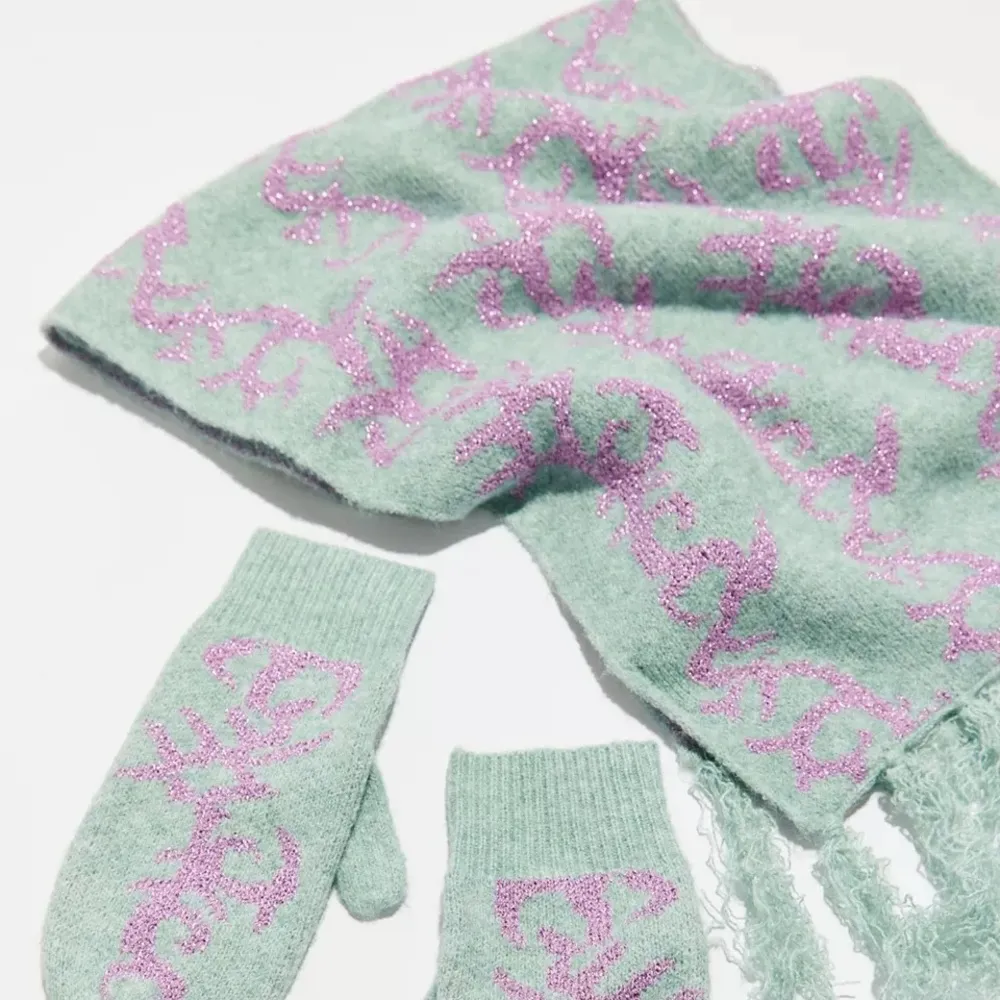 Urban Outfitters Ellie Knit Blanket Scarf NWT - Sky Blue - Image 3