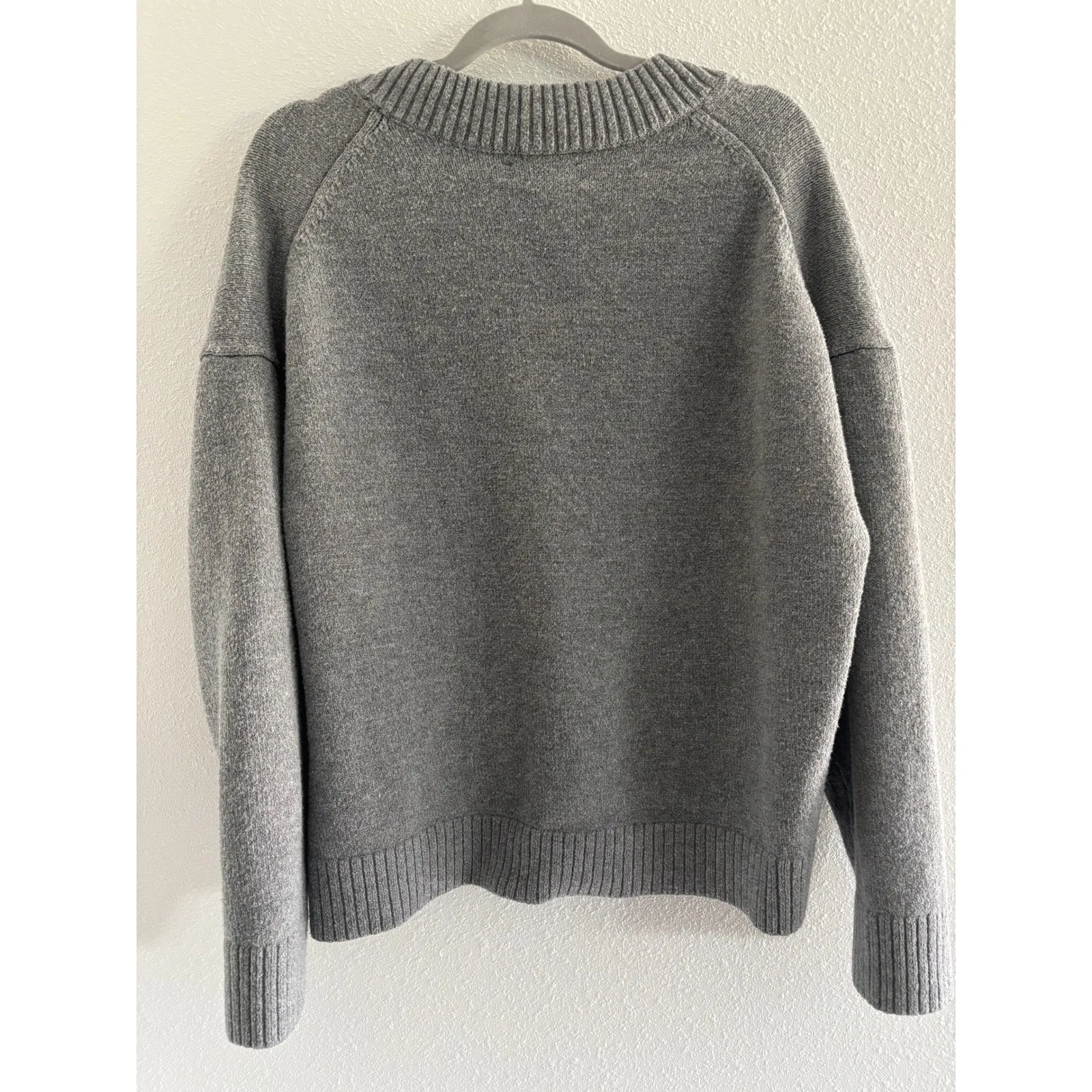 Loft Sweater Womens Medium Gray V-Neck Pullover Oversized Neutral Minimalist - Image 2