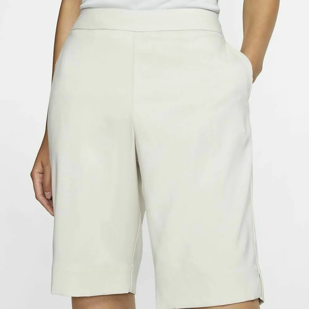 NWT  Nike Womens Dri-Fit Golf Bermuda Shorts - Image 5