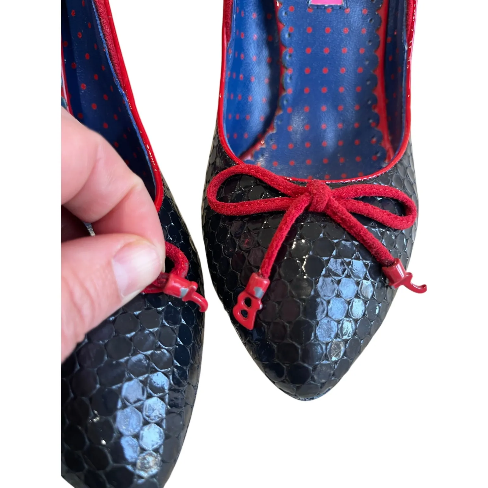 Vintage Betsey Johnson Navy Blue Red Bow Snakeskin Stiletto Y2K Heels Size 5.5 - Image 8