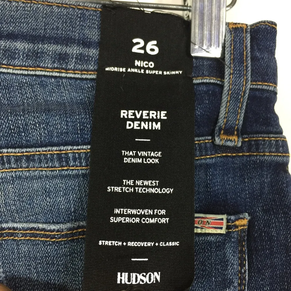 Hudson Nico Midrise Ankle Super Skinny
Jeans Distressed Size 26 - Image 13