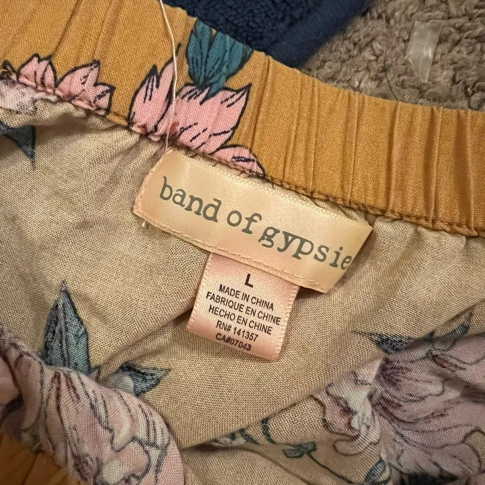 Band of gypsies wide leg floral jumpsuit L - Image 4