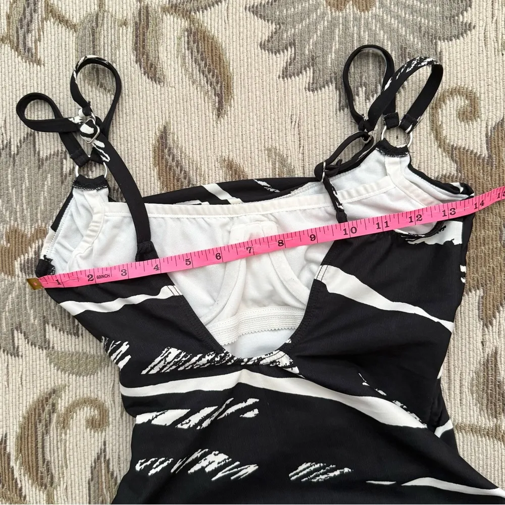 Miraclesuit Swimsuit One Piece Black White Striped Abstract 6 8 - Image 4