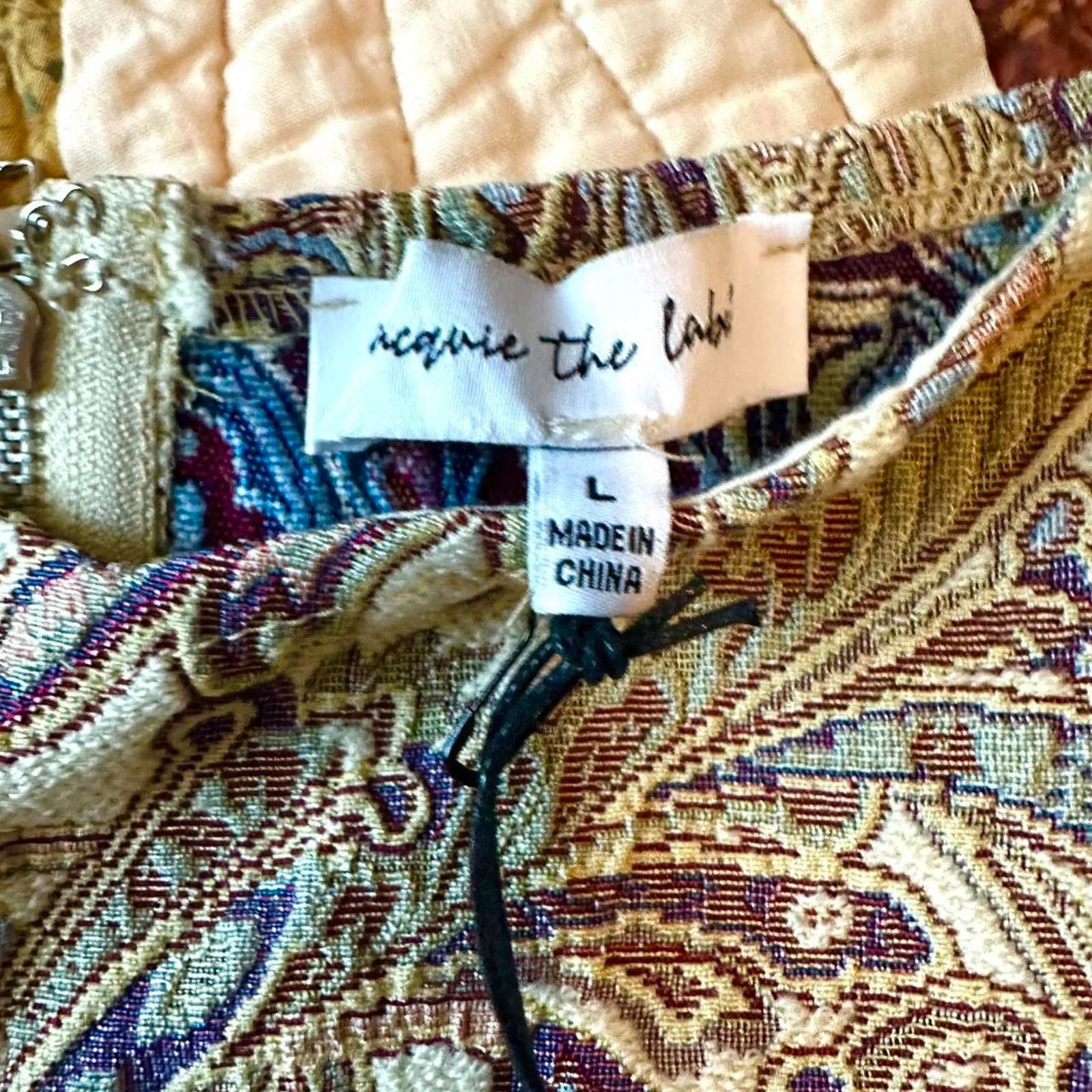 NWT Anthropologie Jacquie the Label paisley tapestry puff sleeve blouse. Size L. - Image 3