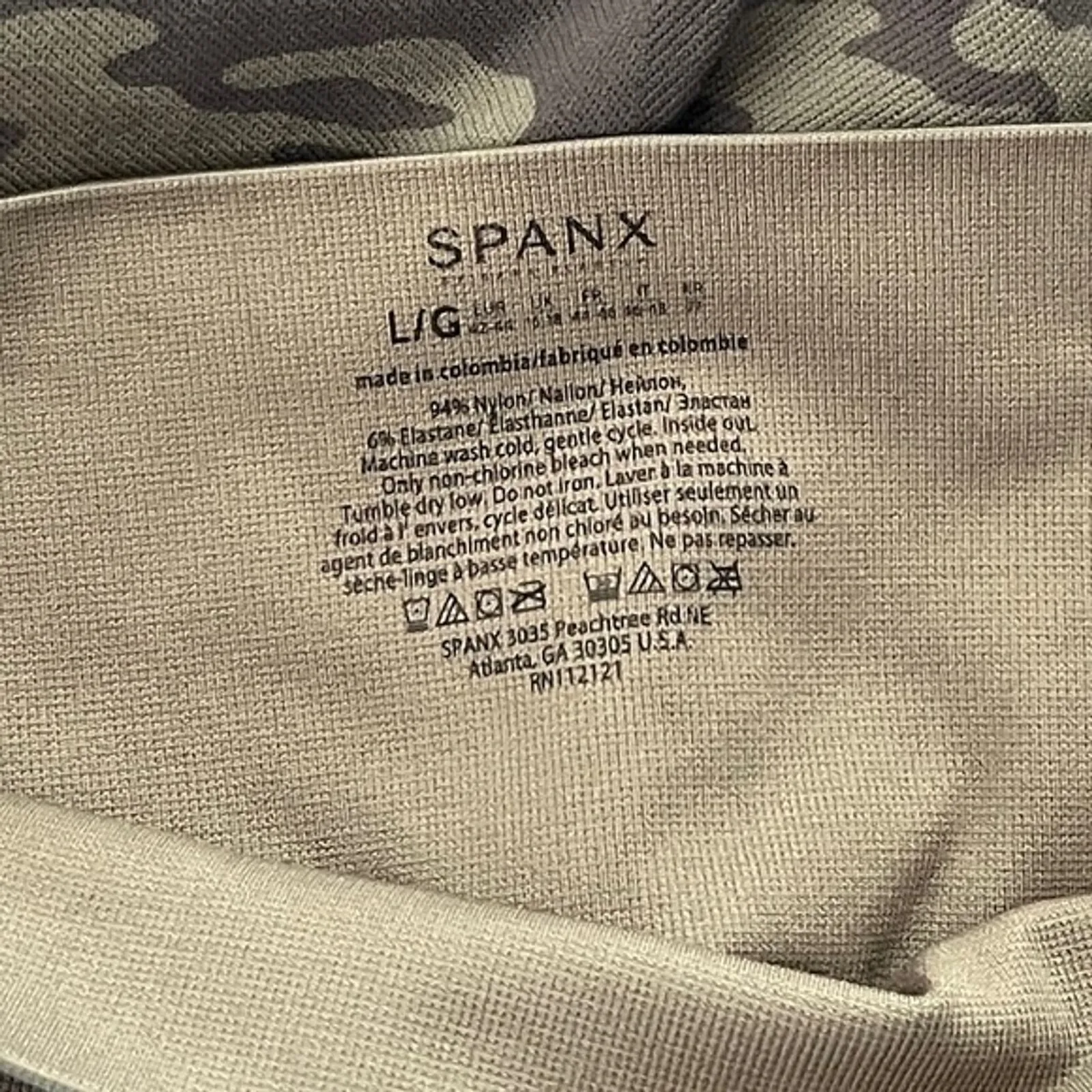 Spanx Pants Womens Large Green Sage Camo Look‎ at Me Now Seamless Crop Leggings - Image 5
