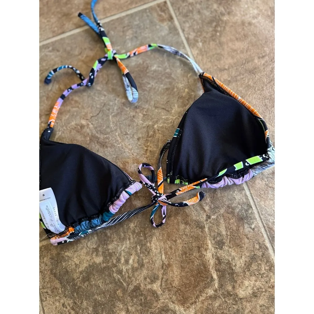 Salt + Cove Triangle Bikini Swim Top Size Medium - Image 6