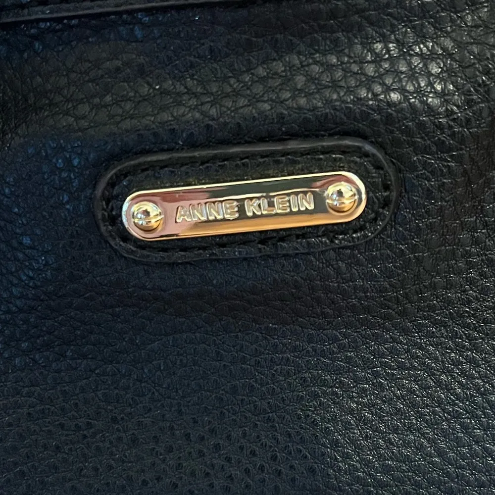 Anne Klein Soft Black Pebble Texture Leather Shoulder Bag Purse - Image 3