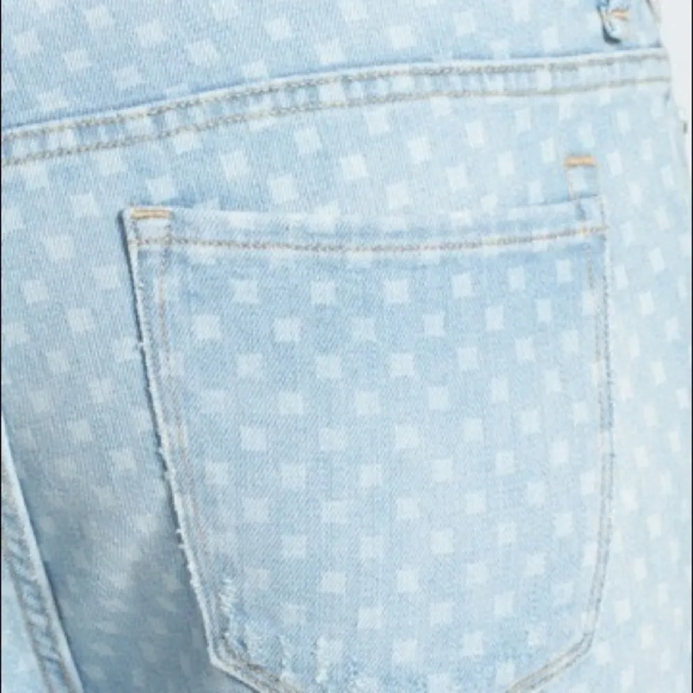 Marc by Marc Jacobs Jessie Cropped Boyfriend Jeans - Image 8