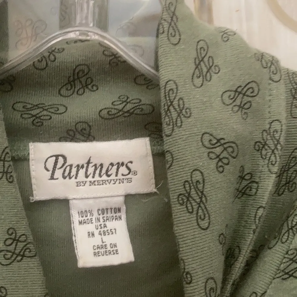 FINAL MARKDOWN Partners by mervyn tee large - Image 3